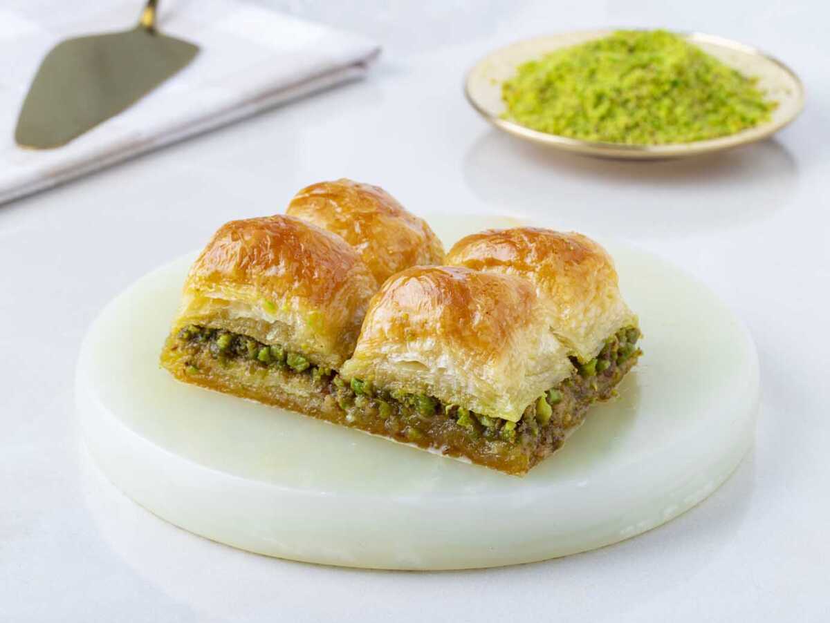 FISTIKLI BAKLAVA (500GR)